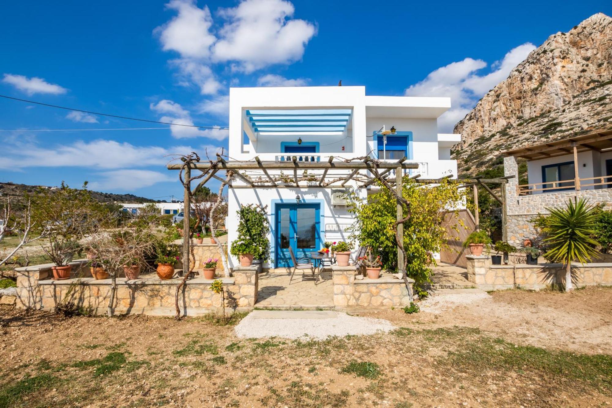 Venetia'S Garden Apartment Lefkos  Екстериор снимка