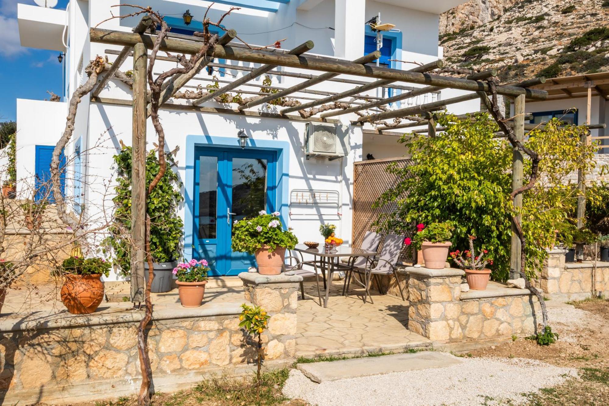 Venetia'S Garden Apartment Lefkos  Екстериор снимка