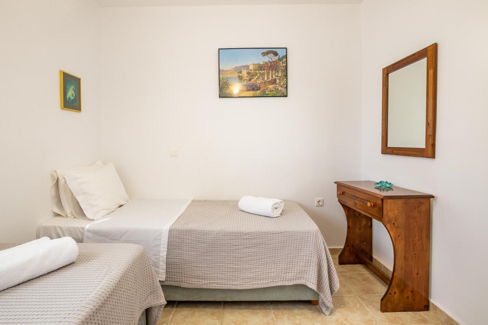 Venetia'S Garden Apartment Lefkos  Екстериор снимка
