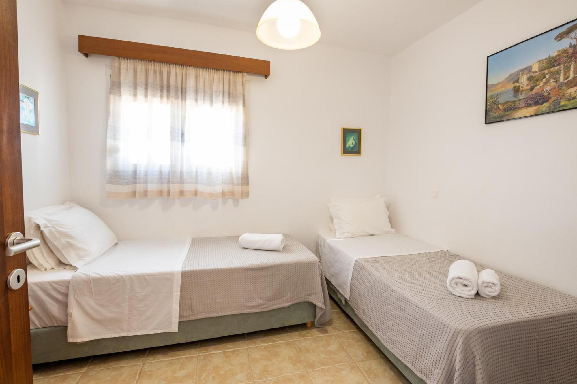Venetia'S Garden Apartment Lefkos  Екстериор снимка